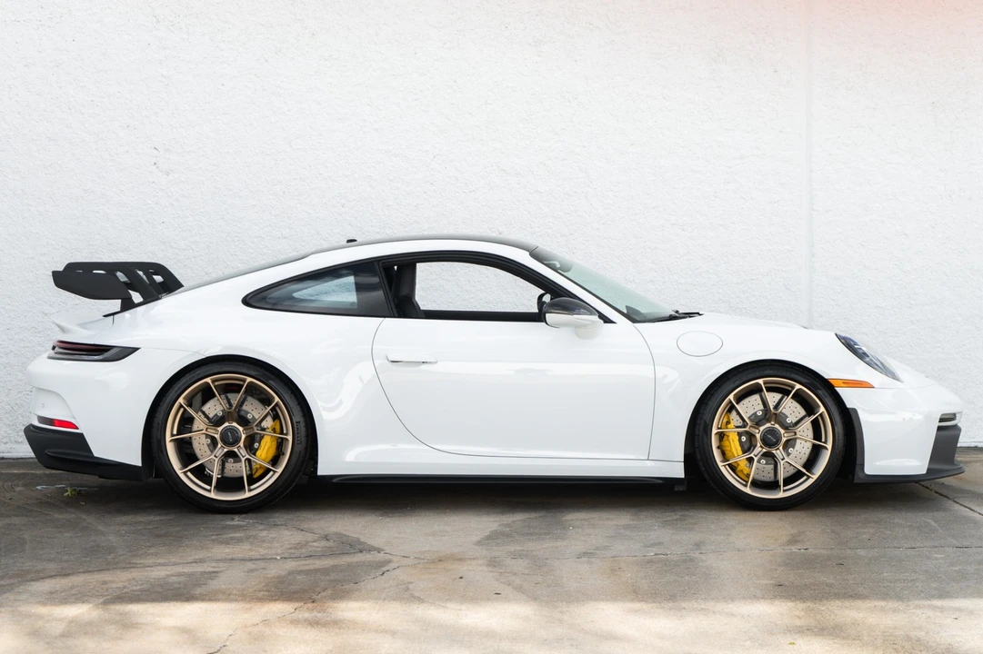 2024 Porsche 992 GT3 - Image 3 of 21