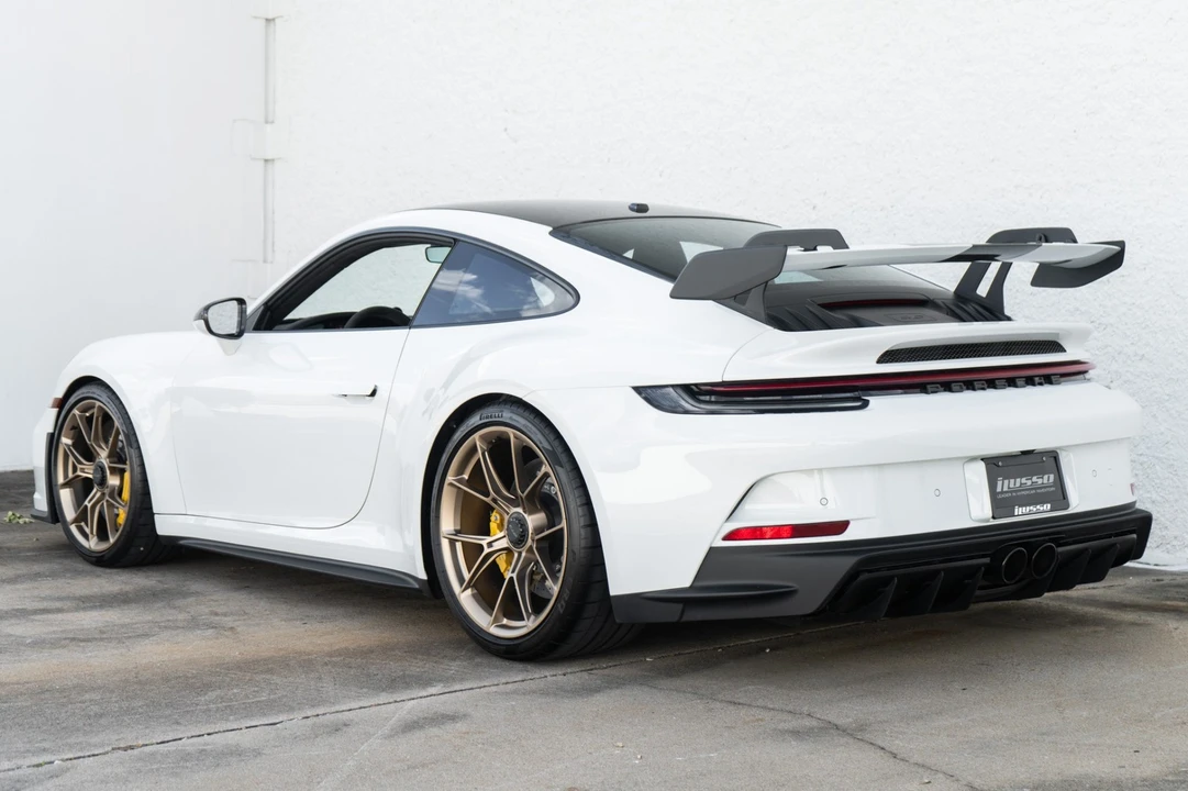 2024 Porsche 992 GT3 - Image 9 of 21