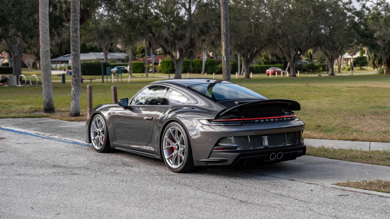 2024 Porsche 992 GT3 - Image 11 of 21
