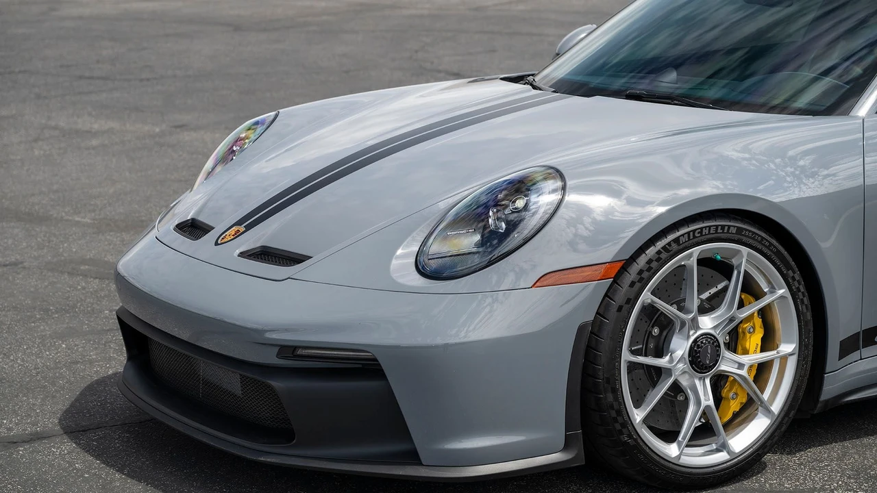 2024 Porsche 992 GT3 - Image 30 of 31