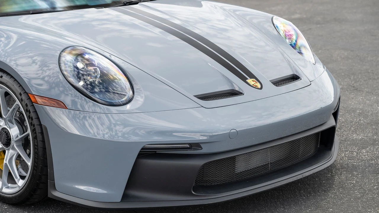 2024 Porsche 992 GT3 - Image 29 of 31