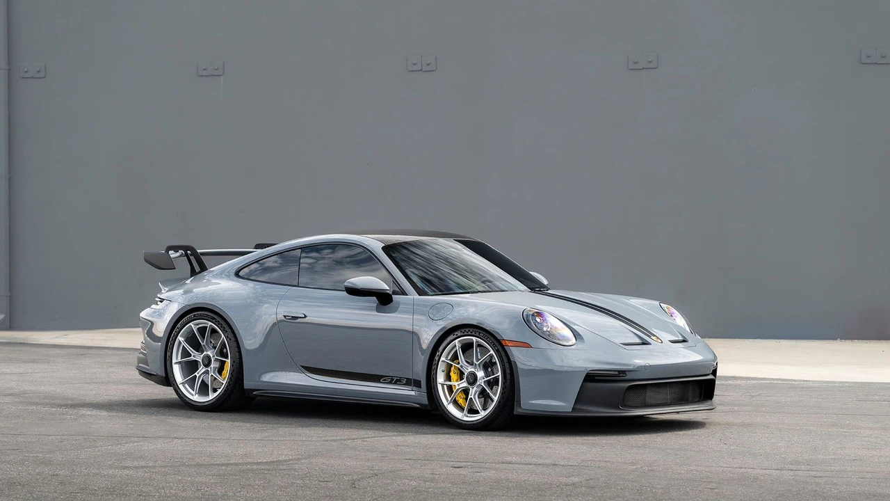 2024 Porsche 992 GT3 - Image 7 of 31