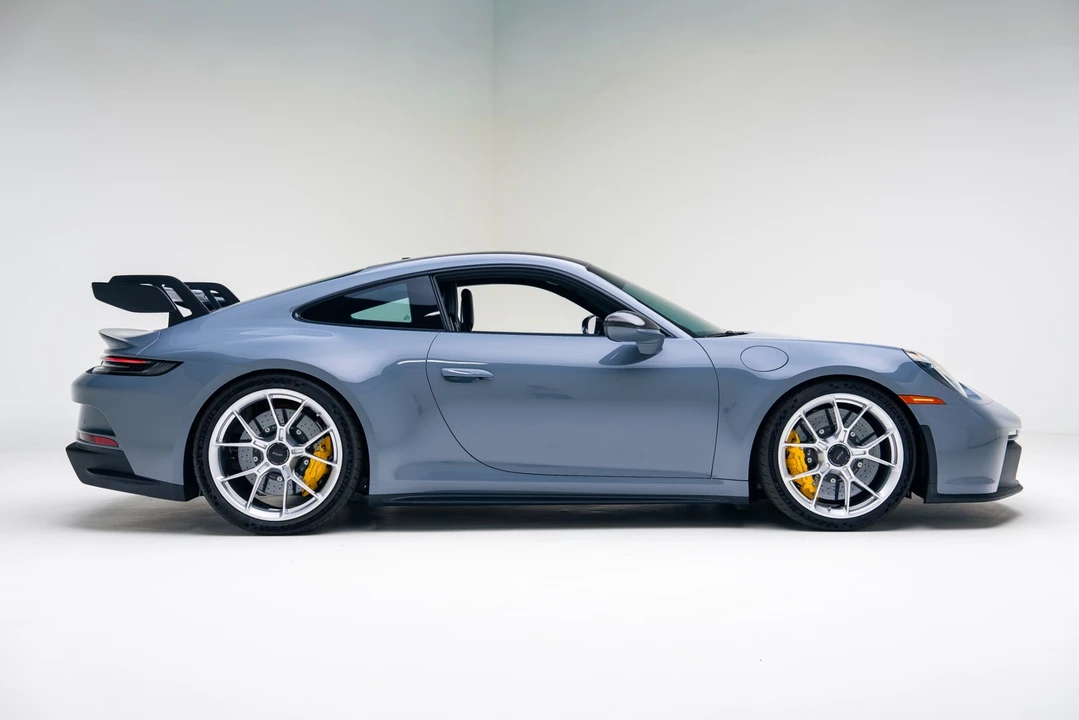 2024 Porsche 992 GT3 - Image 18 of 21