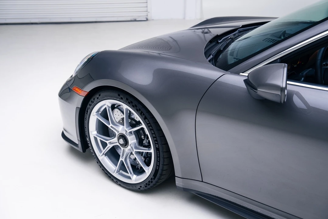 2024 Porsche 992 GT3 - Image 16 of 21
