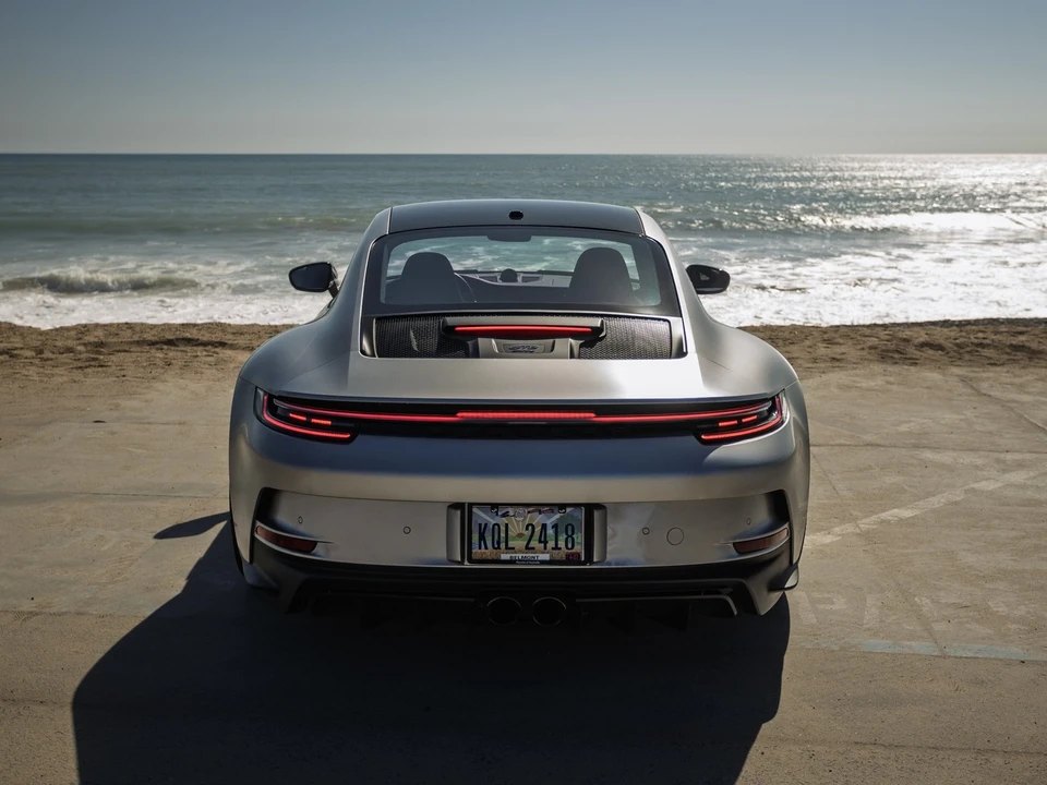 2024 Porsche 992 GT3 - Image 12 of 13
