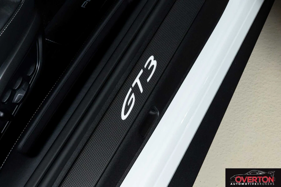 2024 Porsche 992 GT3 - Image 24 of 31