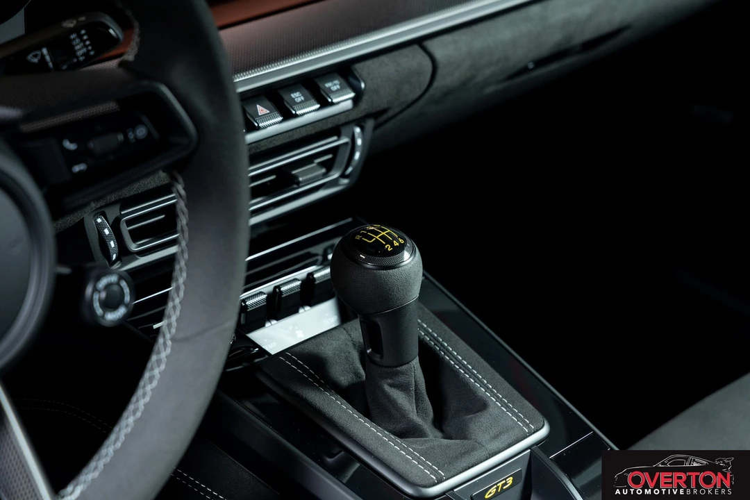 2024 Porsche 992 GT3 - Image 14 of 31