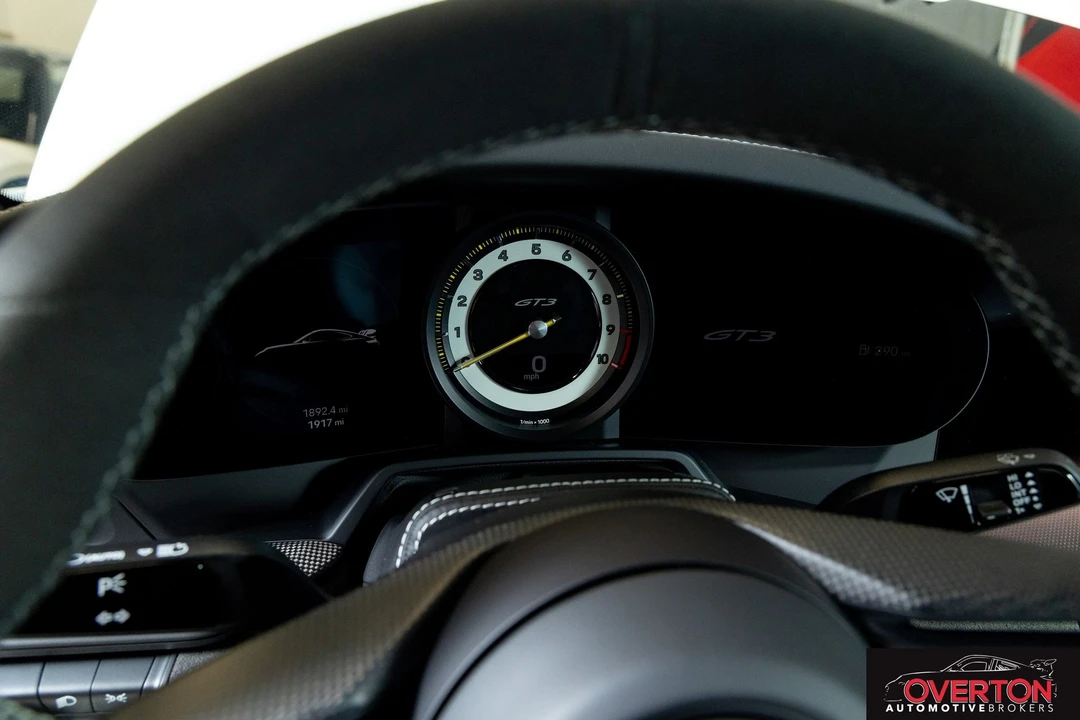 2024 Porsche 992 GT3 - Image 17 of 31