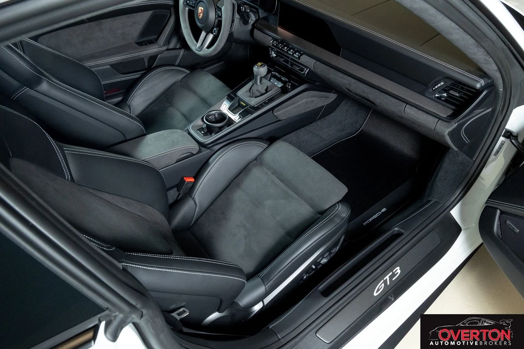 2024 Porsche 992 GT3 - Image 21 of 31