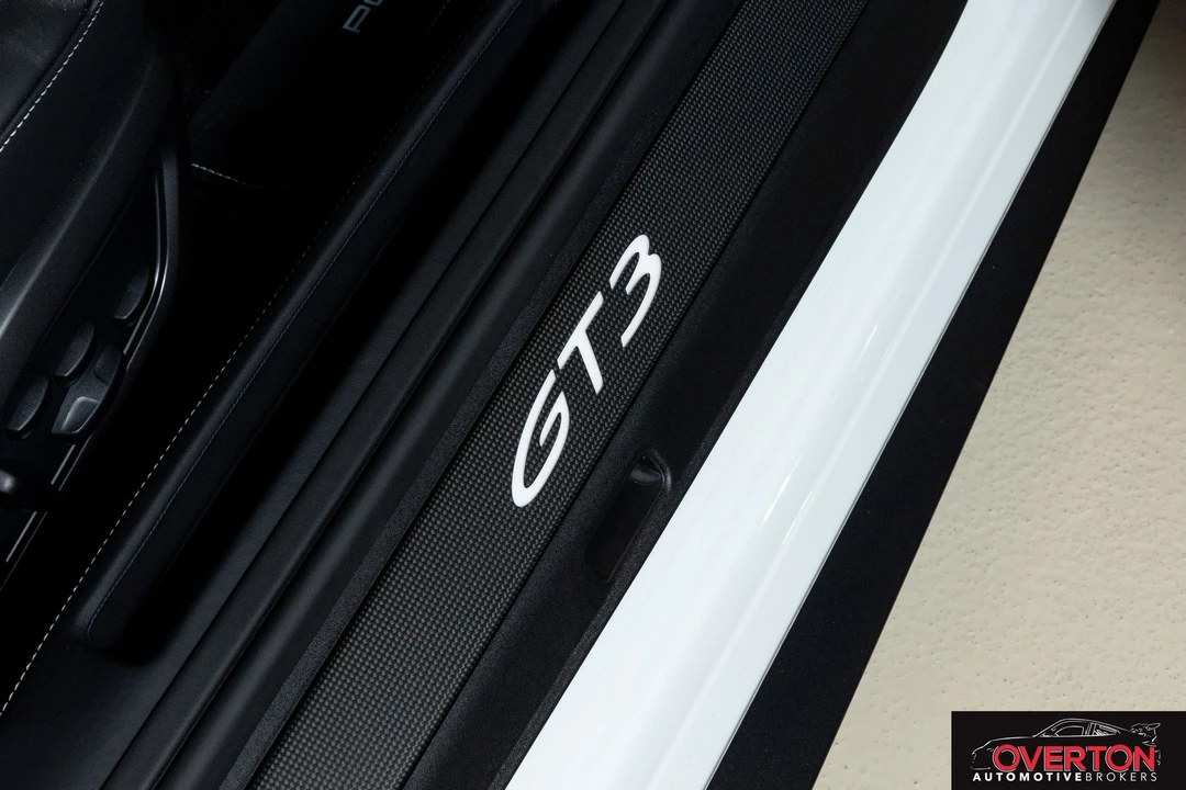 2024 Porsche 992 GT3 - Image 25 of 31