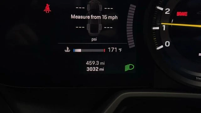 2024 Porsche 992 GT3 - Image 10 of 21