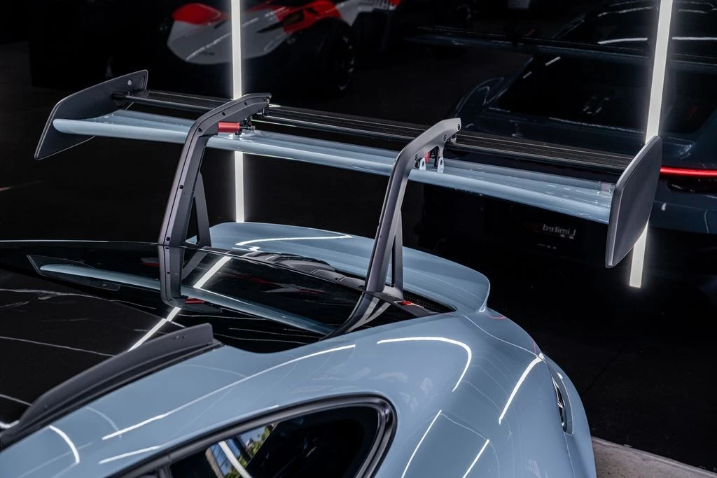 2024 Porsche 911 - Image 10 of 31