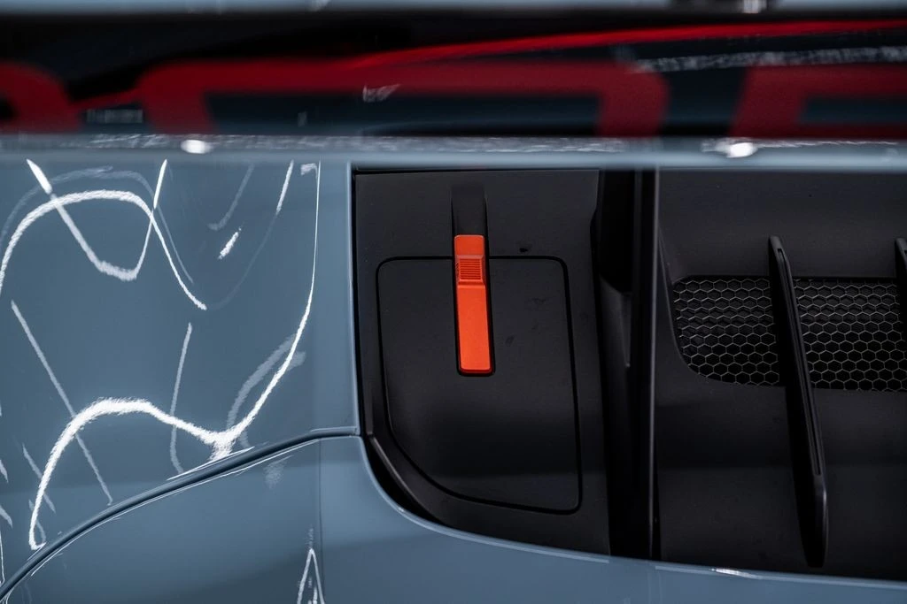 2024 Porsche 911 - Image 27 of 31