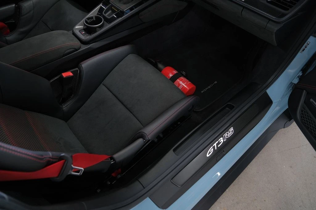 2024 Porsche 911 - Image 19 of 31