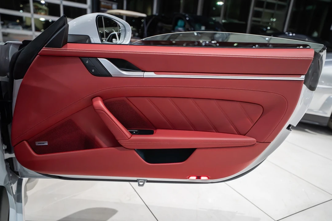 2024 Porsche 992 Carrera - Image 30 of 31