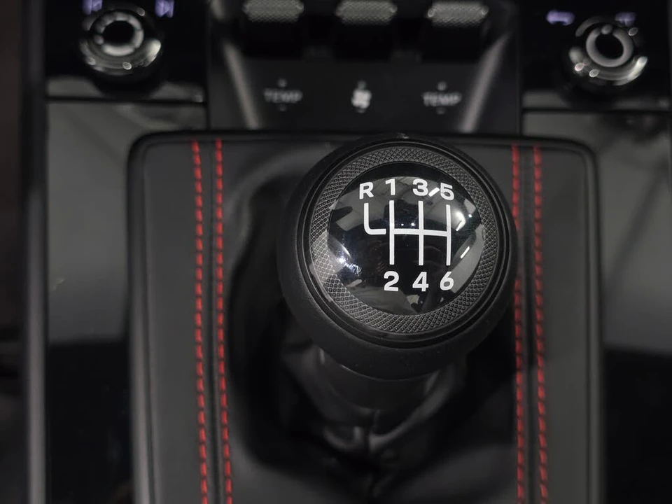 2024 Porsche 992 S/T - Image 18 of 31