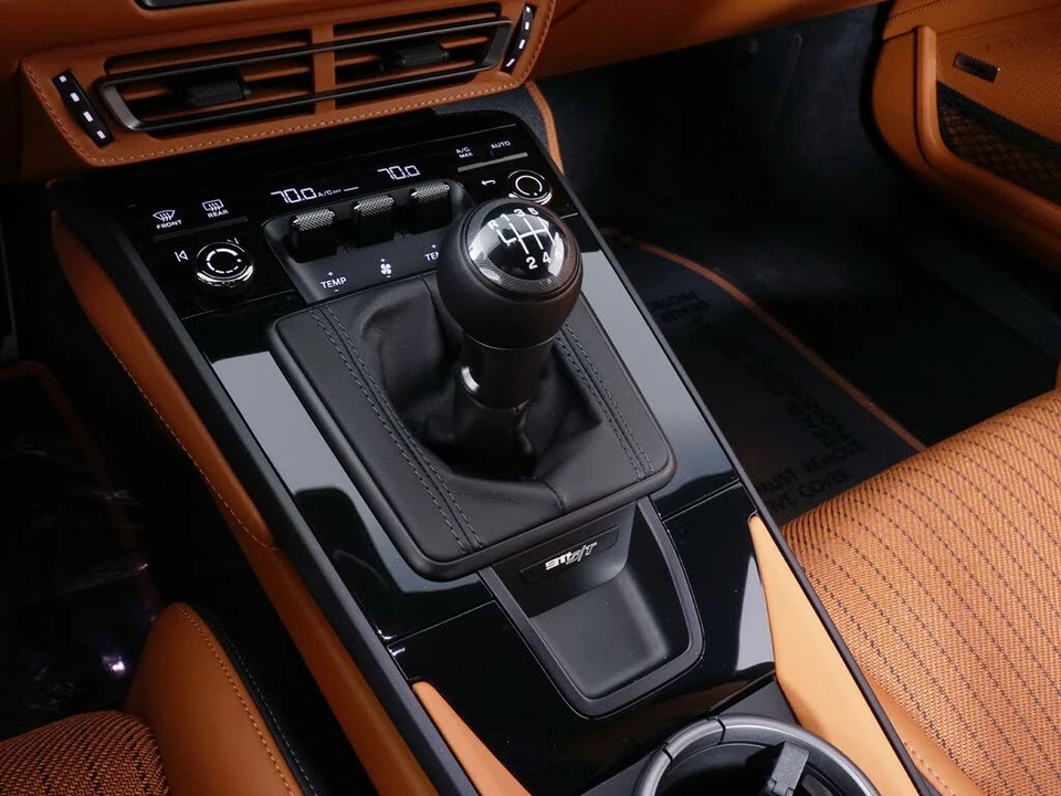 2024 Porsche 992 S/T - Image 27 of 29