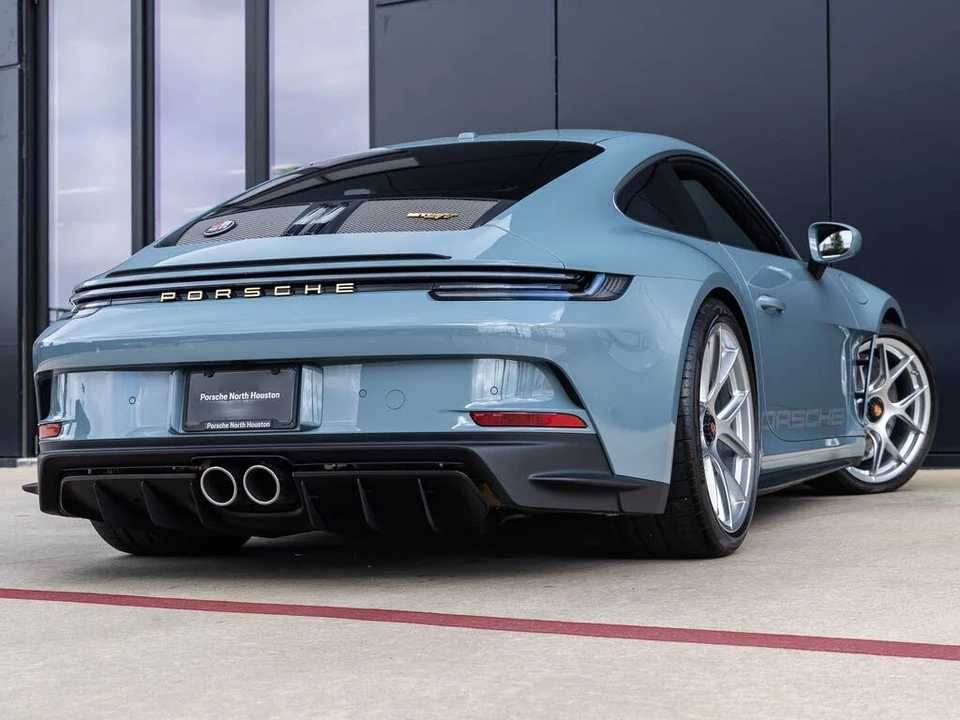 2024 Porsche 992 S/T - Image 11 of 31