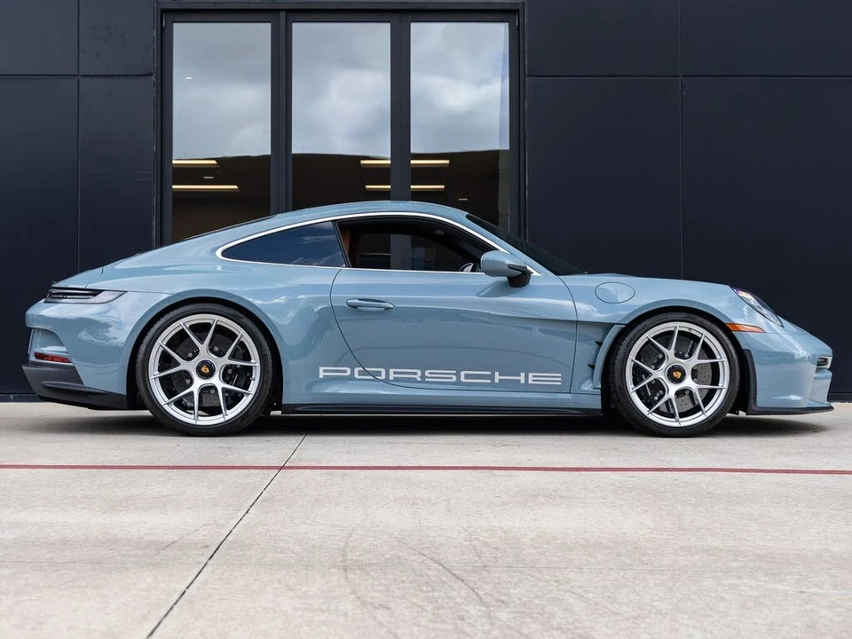 2024 Porsche 992 S/T - Image 12 of 31