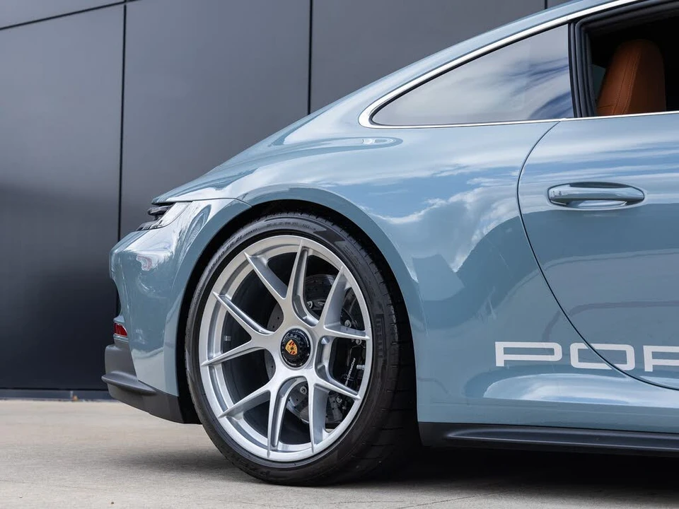 2024 Porsche 992 S/T - Image 28 of 31