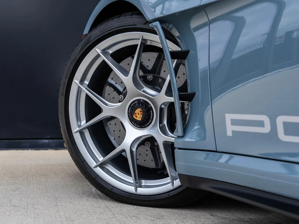 2024 Porsche 992 S/T - Image 20 of 31