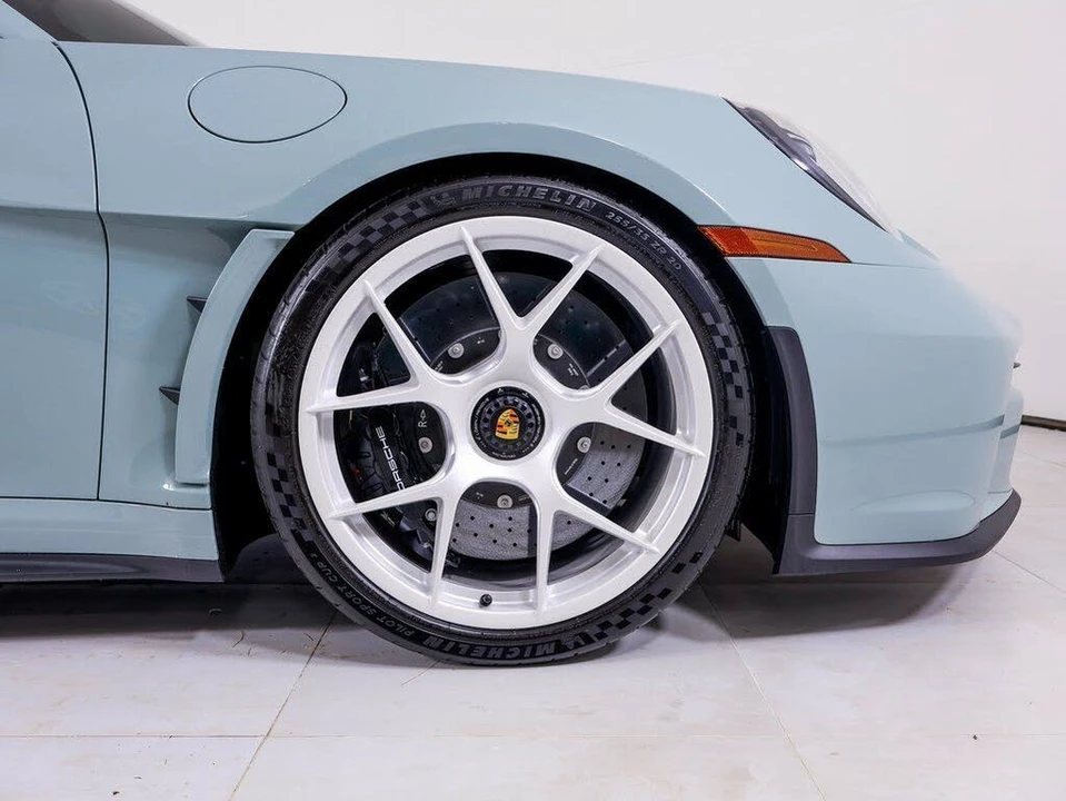 2024 Porsche 992 S/T - Image 27 of 31