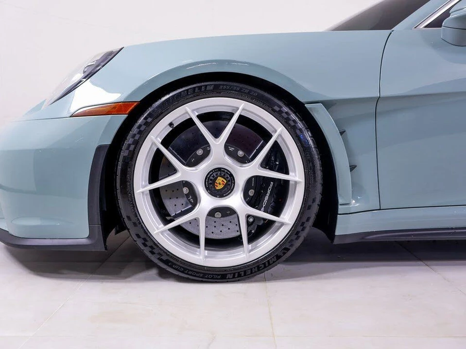 2024 Porsche 992 S/T - Image 28 of 31