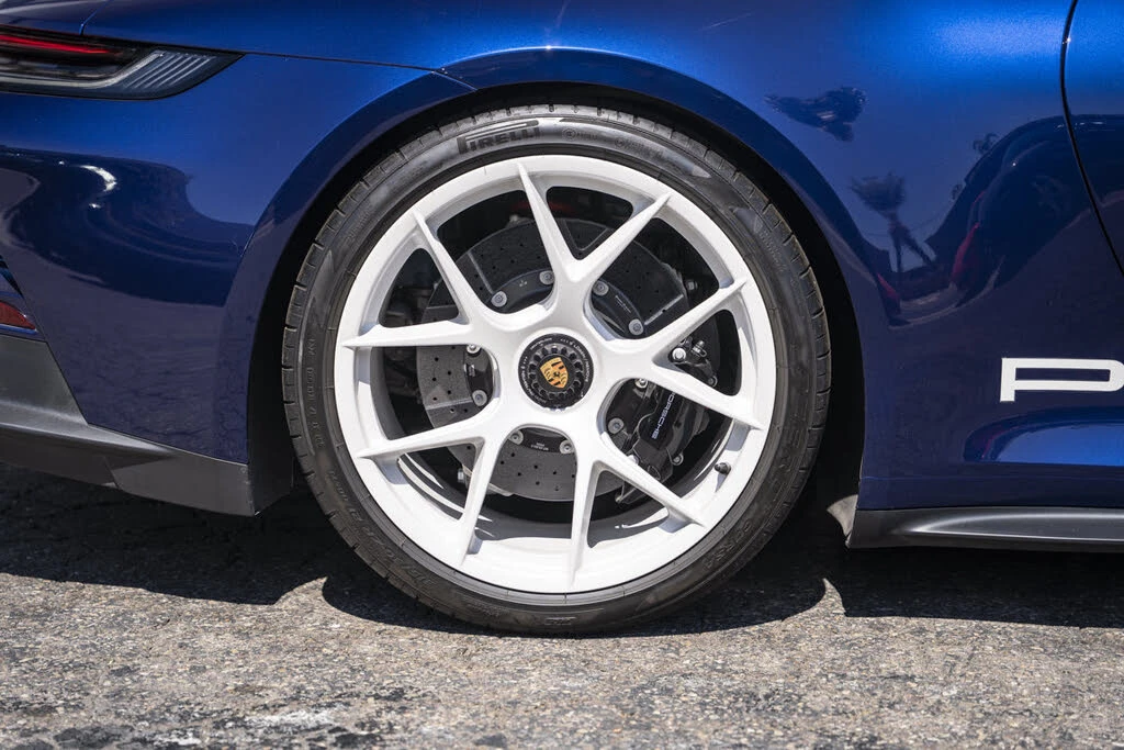 2024 Porsche 992 S/T - Image 13 of 31