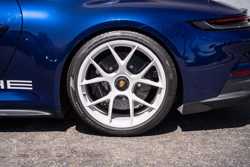 2024 Porsche 992 S/T - Image 16 of 31