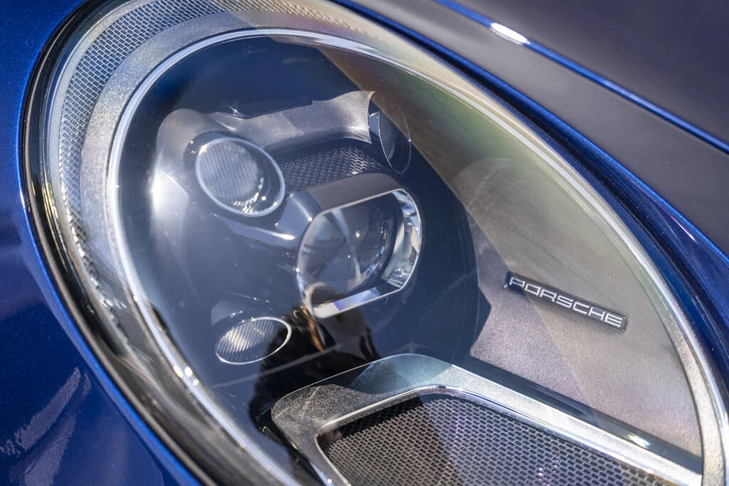 2024 Porsche 992 S/T - Image 18 of 31
