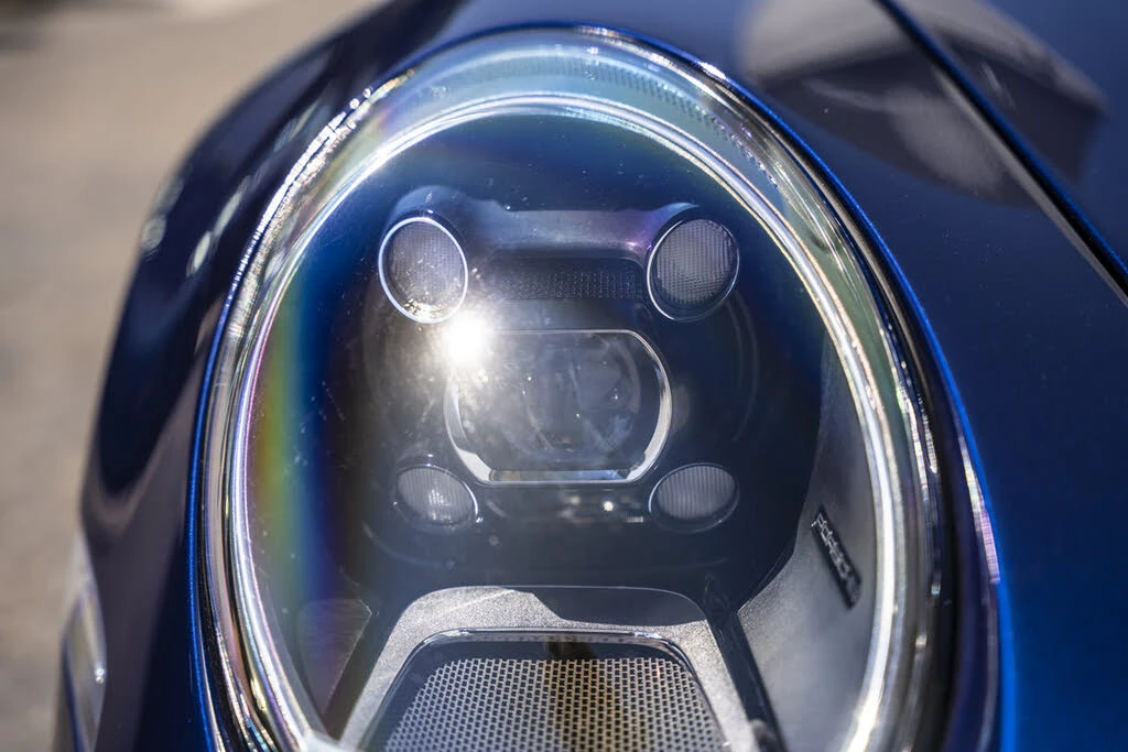 2024 Porsche 992 S/T - Image 19 of 31