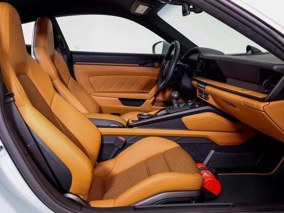 2024 Porsche 992 S/T - Image 7 of 31