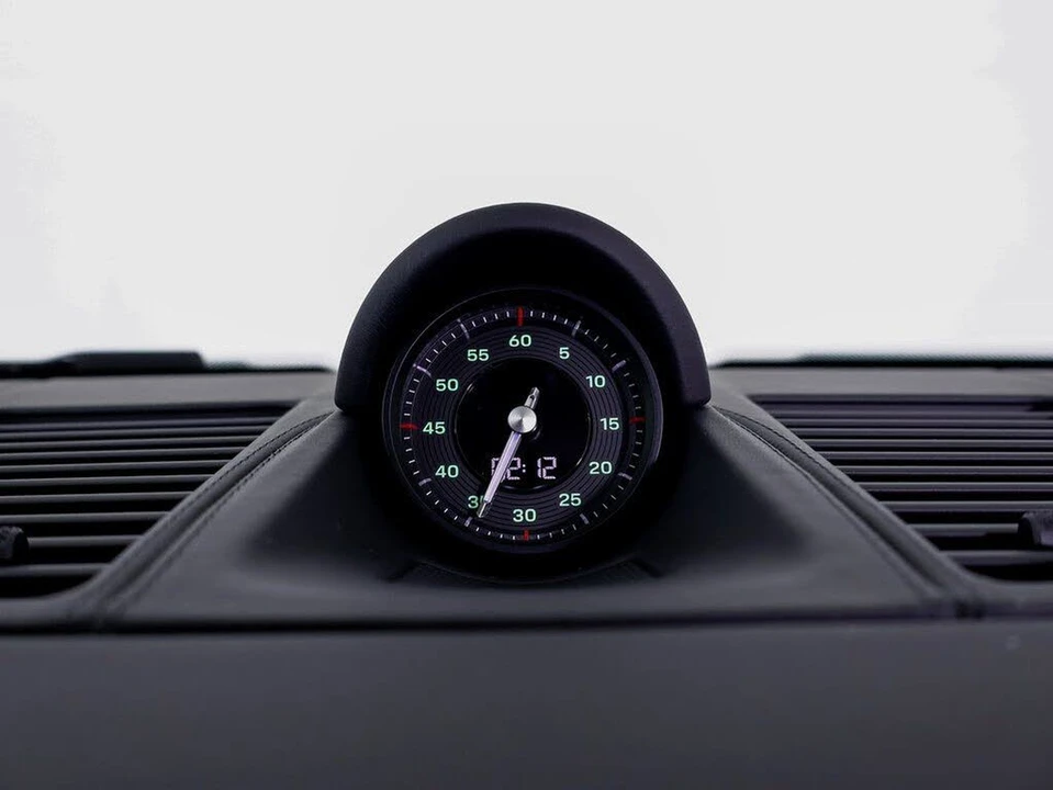 2024 Porsche 992 S/T - Image 15 of 31