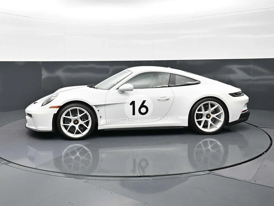 2024 Porsche 992 S/T - Image 2 of 31