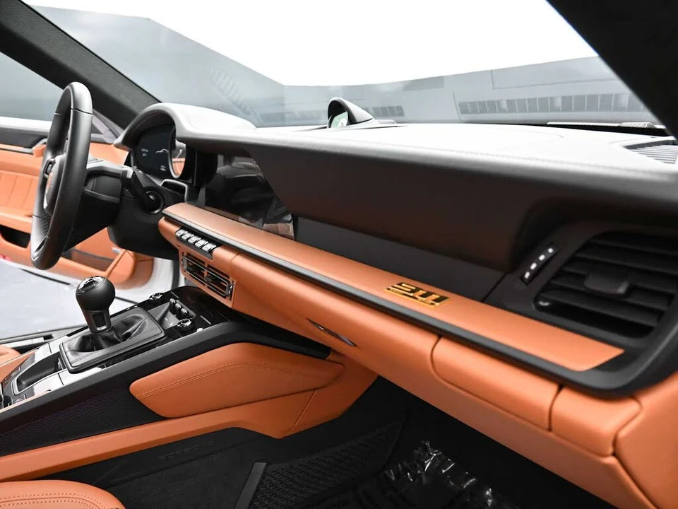 2024 Porsche 992 S/T - Image 27 of 31