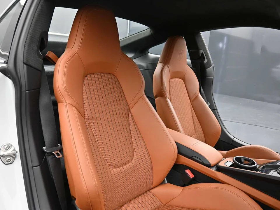 2024 Porsche 992 S/T - Image 26 of 31
