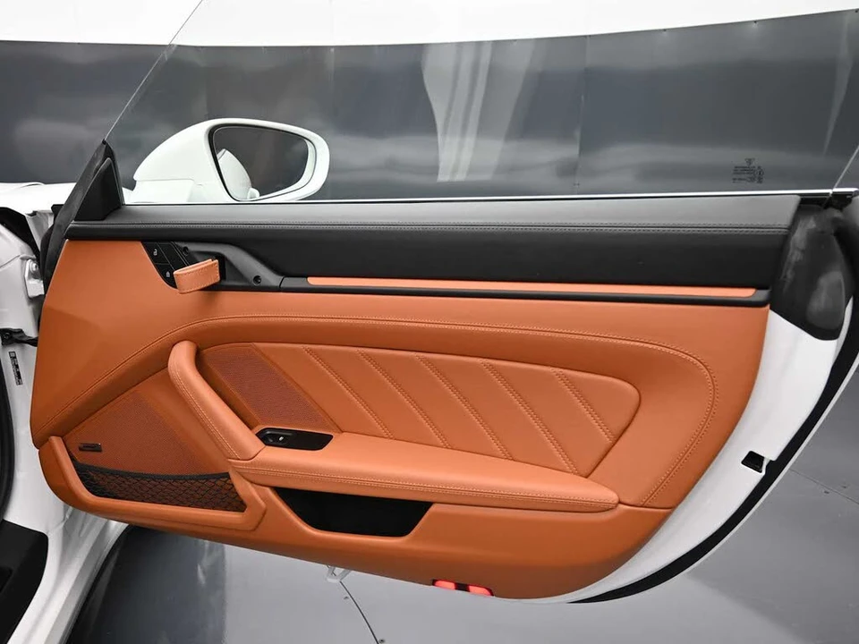 2024 Porsche 992 S/T - Image 28 of 31