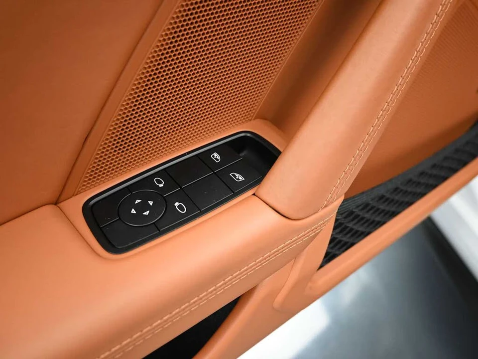 2024 Porsche 992 S/T - Image 8 of 31