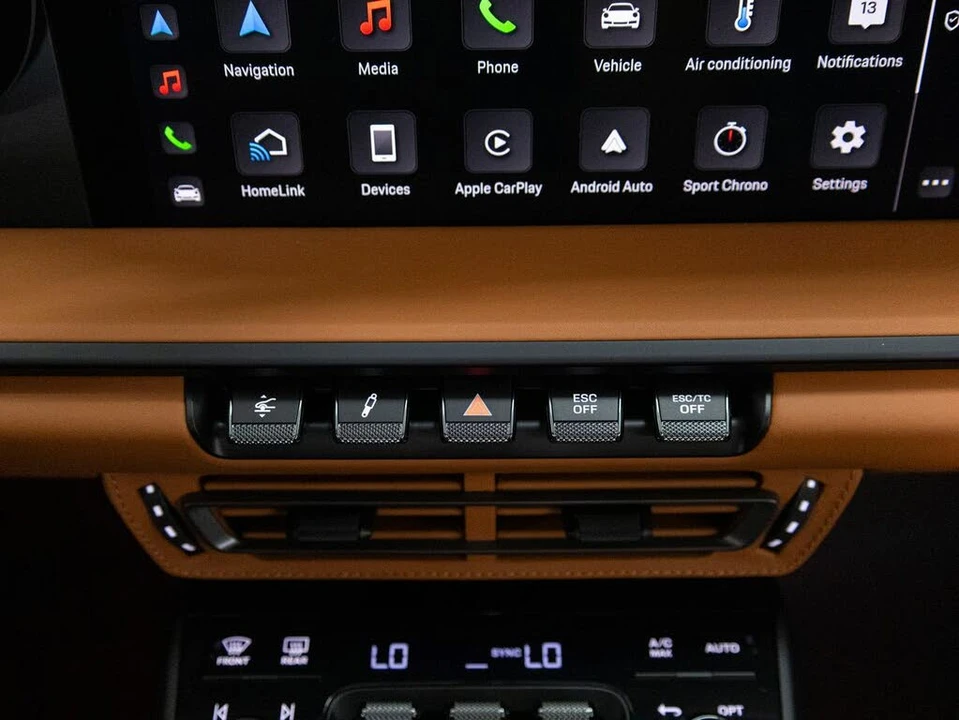 2024 Porsche 992 S/T - Image 15 of 31