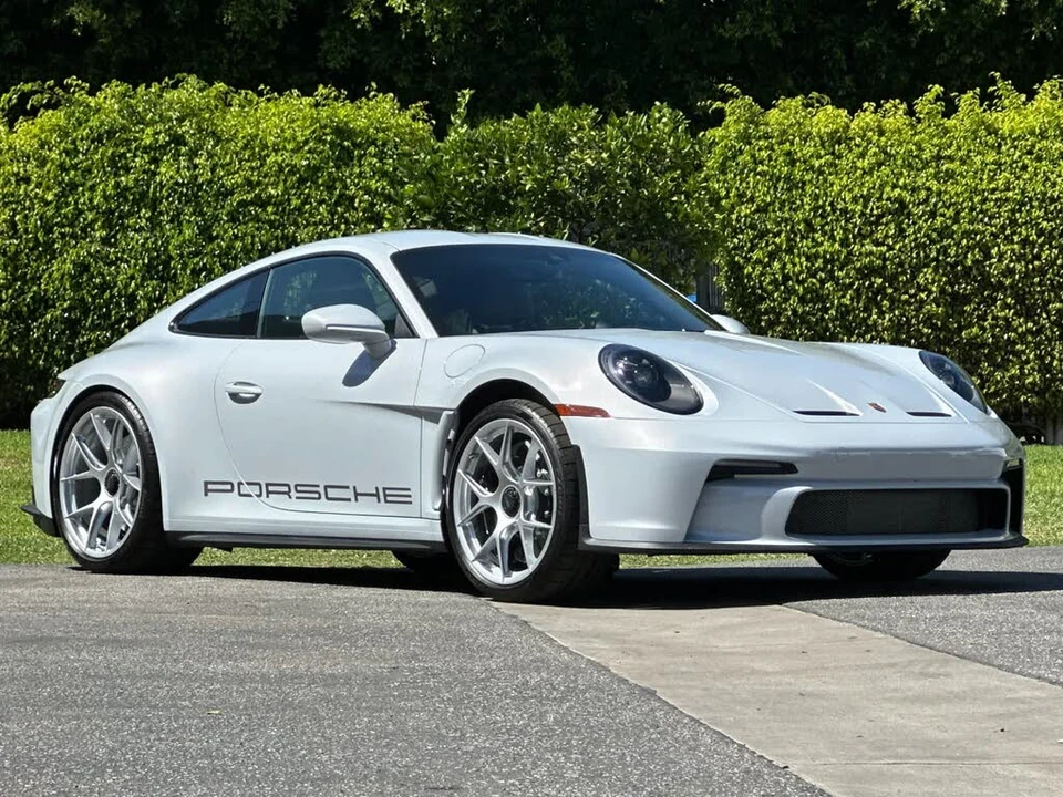 2024 Porsche 992 S/T - Image 9 of 31