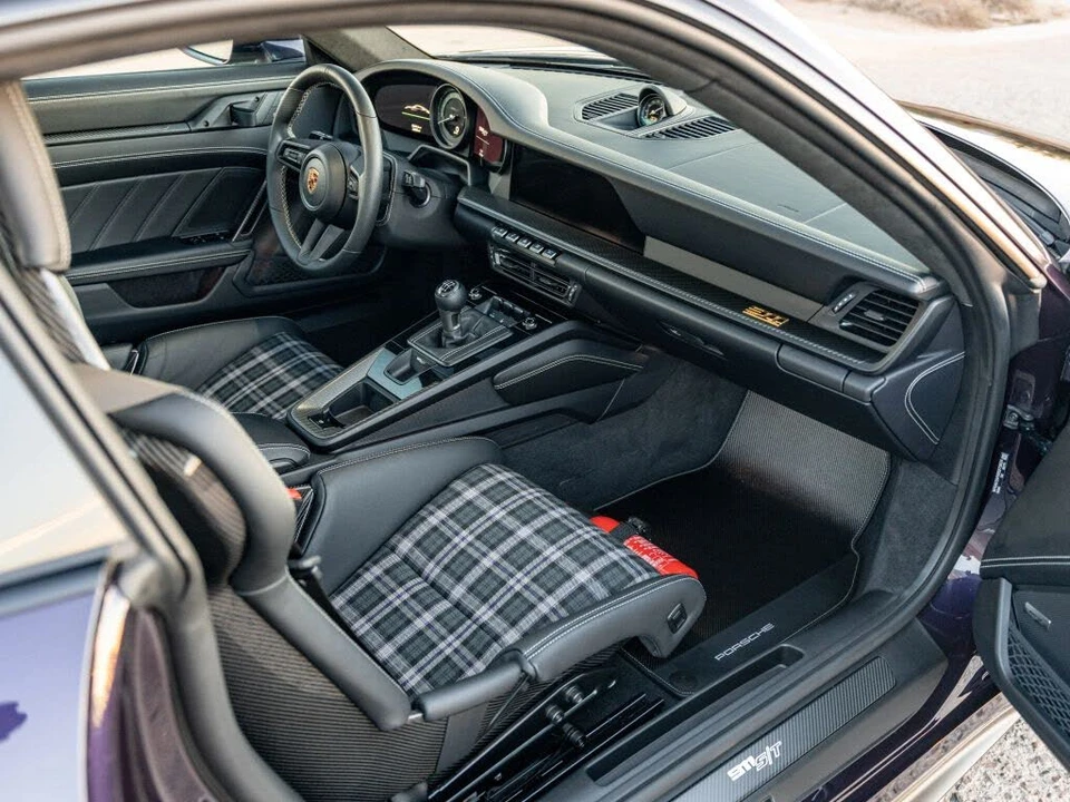 2024 Porsche 992 S/T - Image 13 of 31