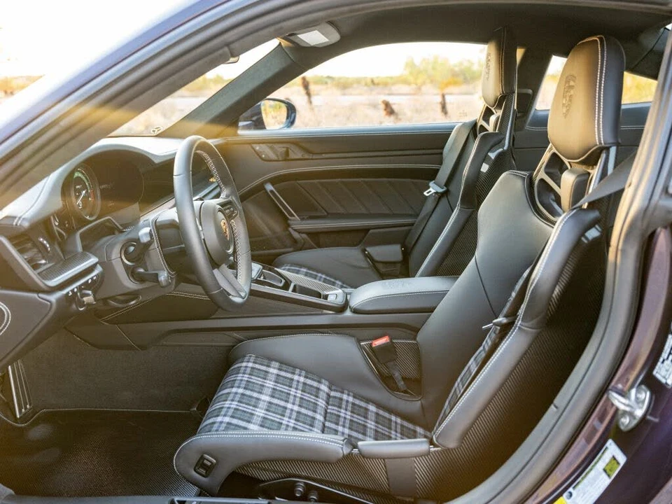2024 Porsche 992 S/T - Image 11 of 31