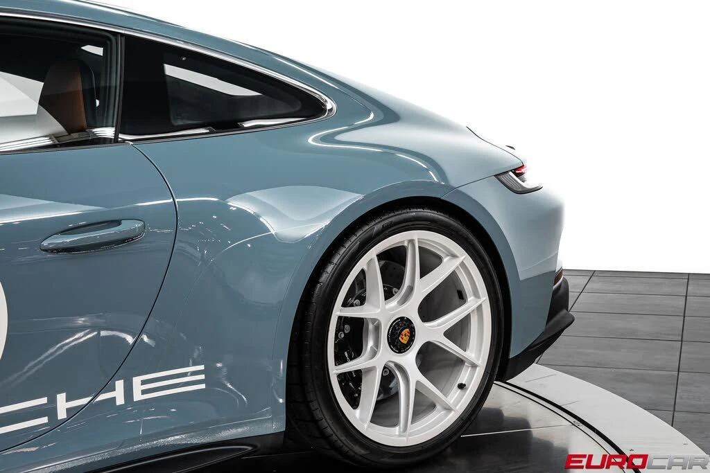 2024 Porsche 992 S/T - Image 18 of 31