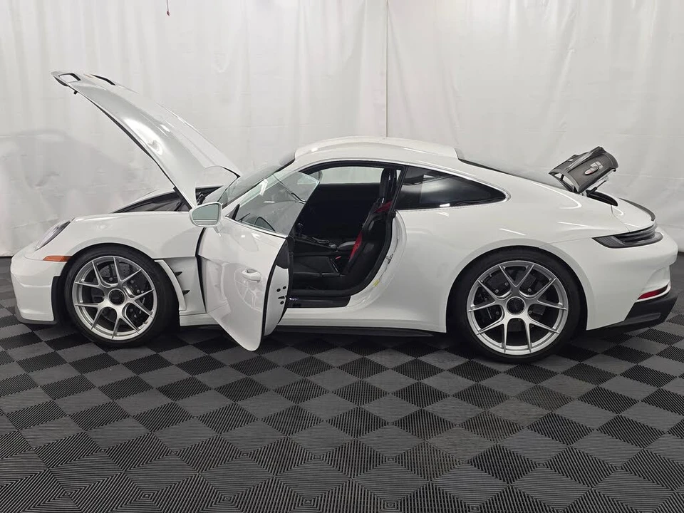 2024 Porsche 992 S/T - Image 13 of 31