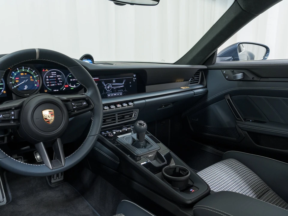 2024 Porsche 992 S/T - Image 24 of 31