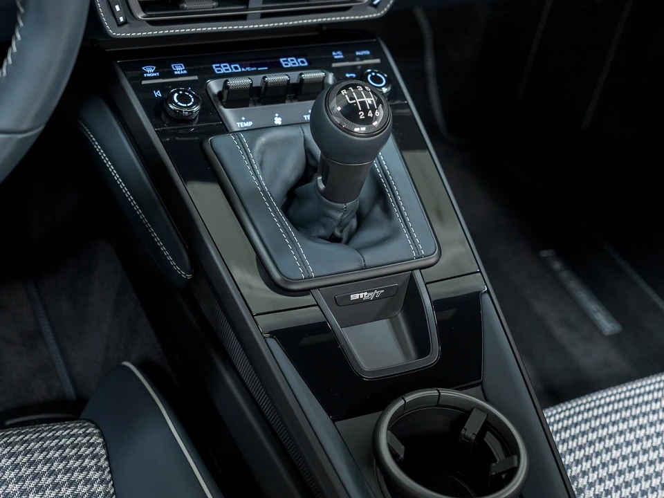2024 Porsche 992 S/T - Image 29 of 31