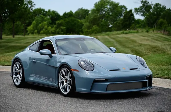 2024 Porsche 911 S/T Heritage Design