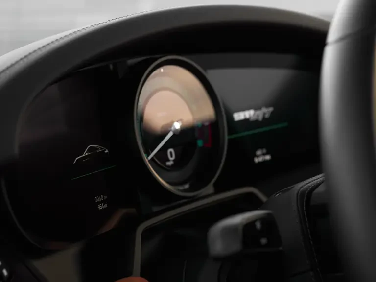 2024 Porsche 992 S/T - Image 15 of 31