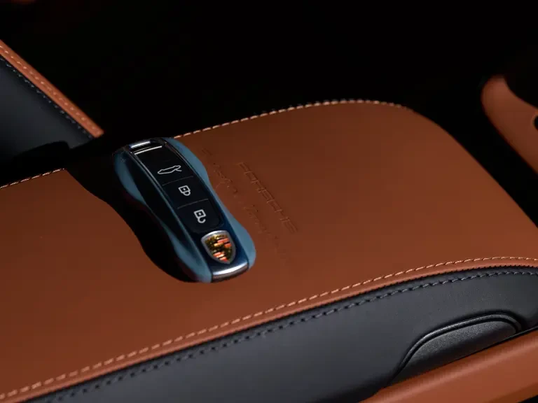 2024 Porsche 992 S/T - Image 25 of 31