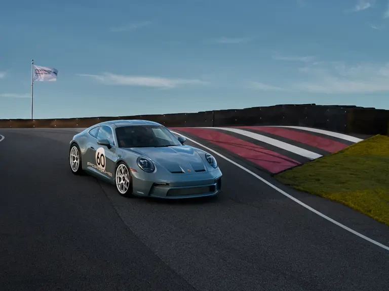 2024 Porsche 992 S/T - Image 9 of 31